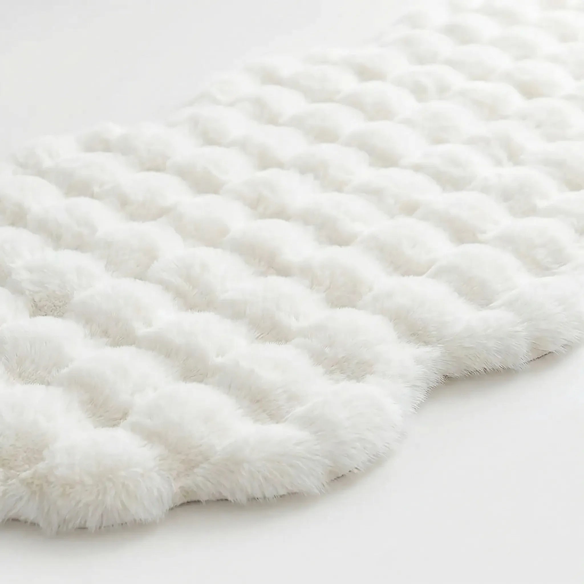 Fluffara - Plush Faux Fur Runner Rug